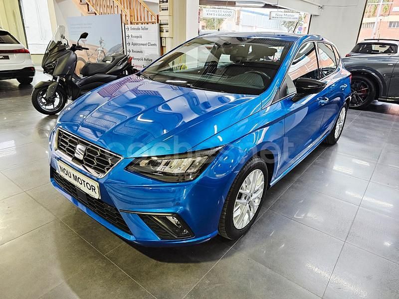 Azul Usado 2024 Seat Ibiza FR Berlina | 17.400 € (Precio justo) - Imagen 1/4