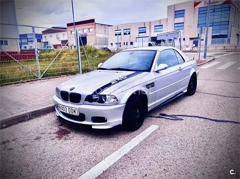 Usado BMW 323 Cabriolet 170 CV (125 kW) 2000 Gris / plata Descapotable