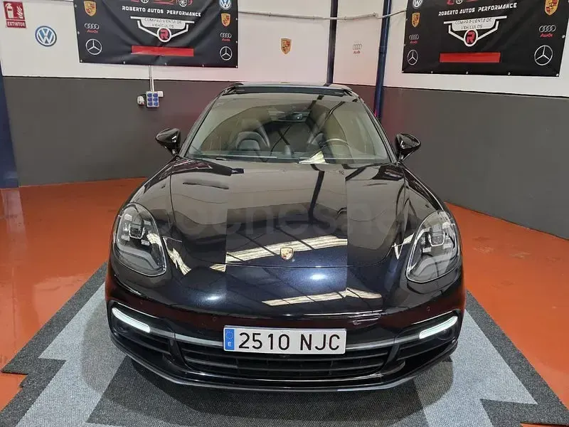 Usado Porsche Panamera 4 E-Hybrid 462 CV (339 kW) 2018 Negro Utilitario