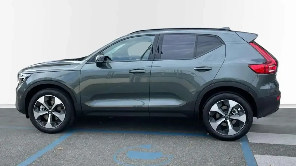 Nuevo Volvo XC40 Ultra 163 CV (119 kW) 2026 Verde SUV