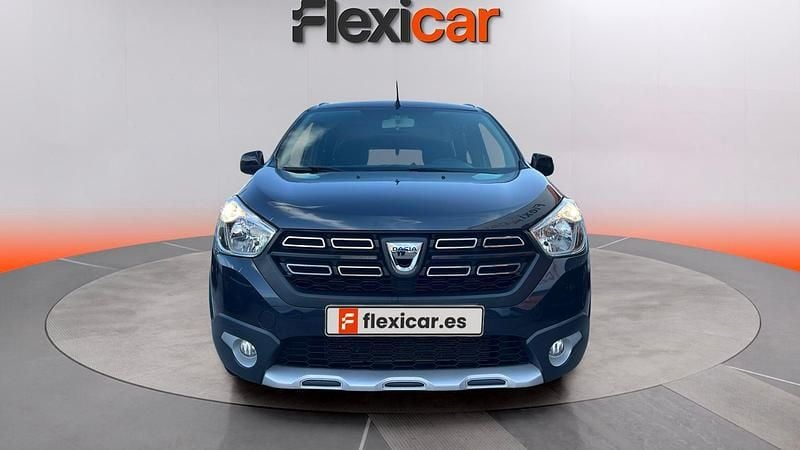 Usado Dacia Lodgy Comfort 116 CV (85 kW) 2022 Gris Monovolumen