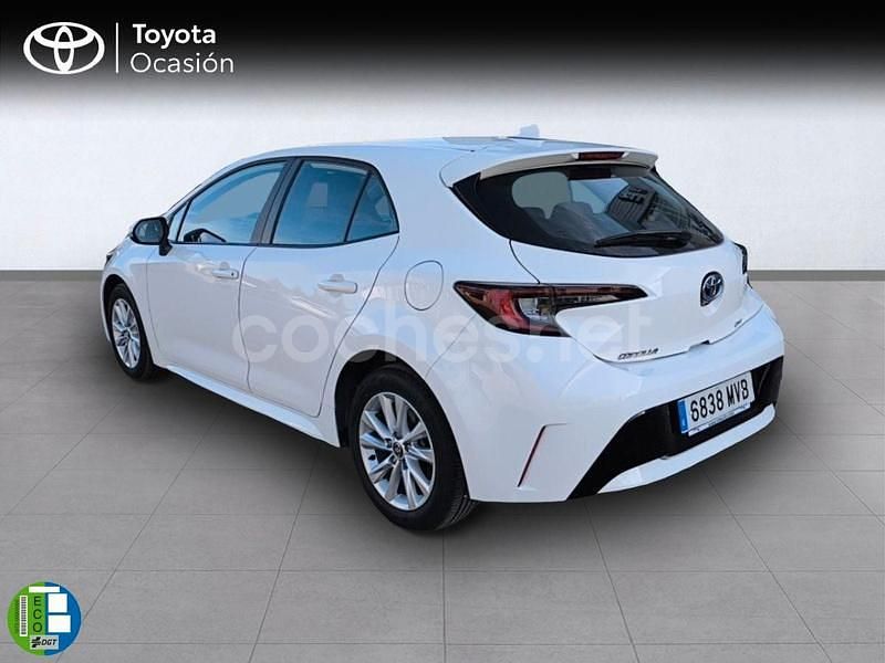 Usado Toyota Corolla Active 140 CV (102 kW) 2024 Blanco Berlina