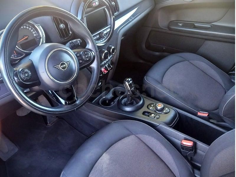 Usado Mini One Countryman 102 CV (75 kW) 2019 Blanco SUV