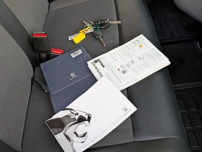 Usado Peugeot Expert Premium 120 CV (88 kW) 2020 Blanco Van