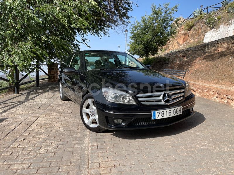 Negro Usado 2008 Mercedes CLC180 Utilitario | 8890 € - Imagen 1/4