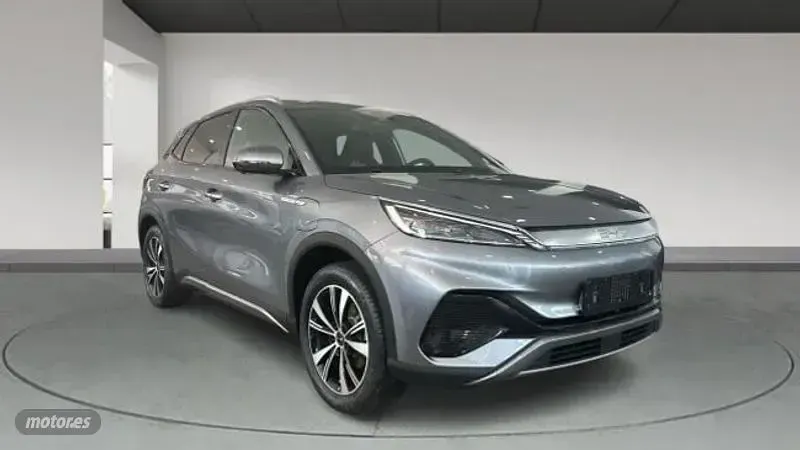 Usado BYD Atto 3 Comfort 150 kW (204 CV) 2024 Gris SUV