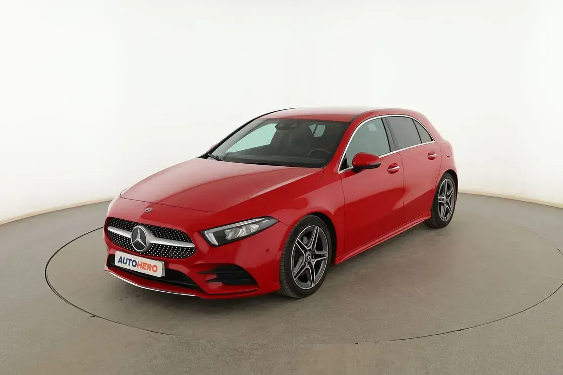 Usado Mercedes A200 AMG line 150 CV (110 kW) 2019 Berlina
