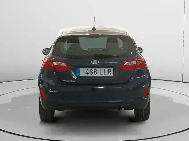Usado Ford Fiesta Trend 75 CV (55 kW) 2020 Azul Utilitario