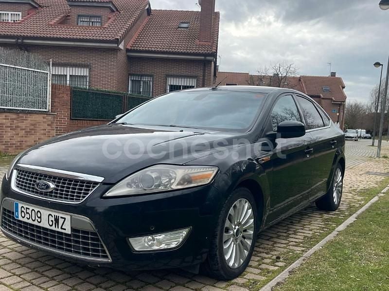 Negro Usado 2010 Ford Mondeo Titanium Berlina | 4800 € (Precio justo) - Imagen 1/4