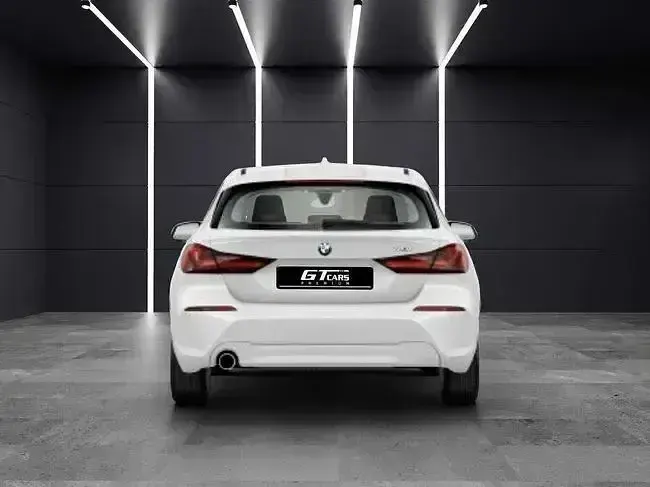 Usado BMW 118 136 HP (100 kW) 2022 Branco Citadino
