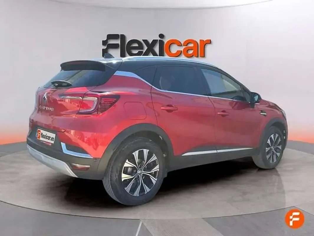 Usado Renault Captur Techno 91 CV (66 kW) 2024 Rojo SUV