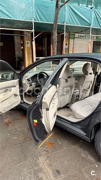 Usado Volvo S80 170 CV (125 kW) 1999 Negro Berlina