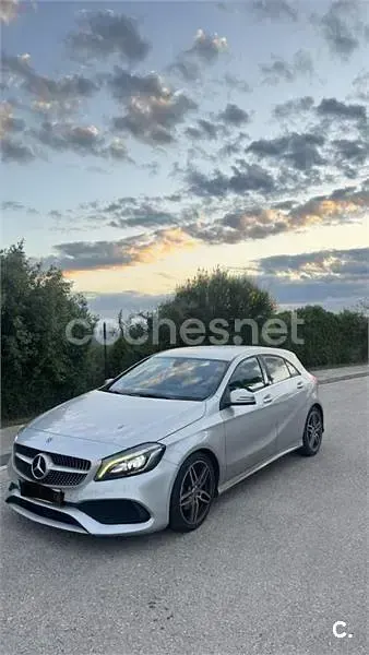 Käytetty Mercedes A200 136 HP (100 kW) 2017 Harmaa Sedan
