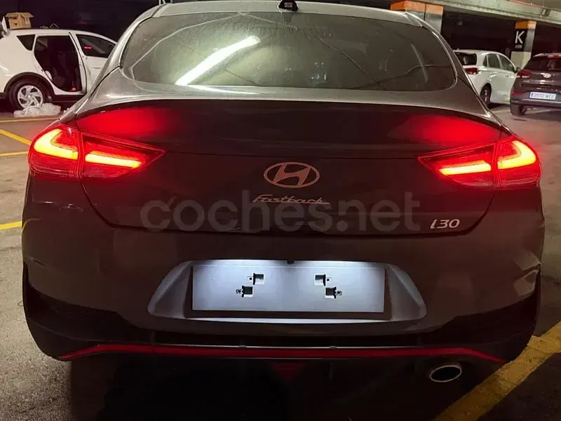 Nuevo Hyundai i30 N Line 100 CV (73 kW) 2026 Gris / plata Berlina