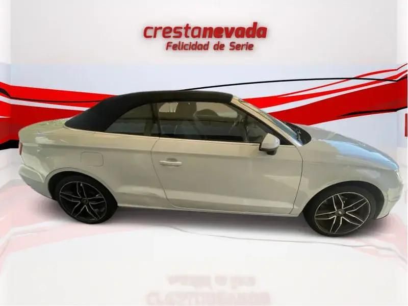 Usado Audi A3 110 CV (80 kW) 2016 Blanco Descapotable