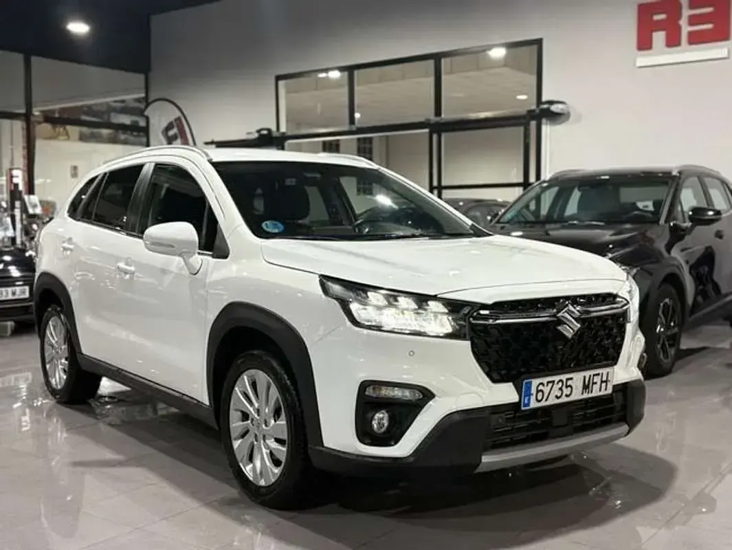 Usado Suzuki SX4 S-Cross 121 CV (88 kW) 2023 Blanco SUV