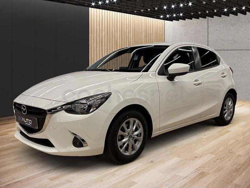 Usado Mazda 2 Style 90 HP (66 kW) 2018 Branco Sedan