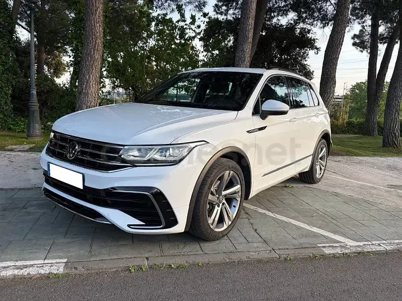Usado VW Tiguan R-line 150 CV (110 kW) 2022 Blanco SUV