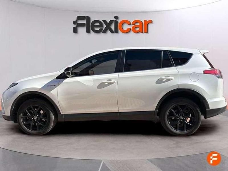 Usado Toyota RAV4 Hybrid Advance 197 CV (144 kW) 2017 Blanco SUV