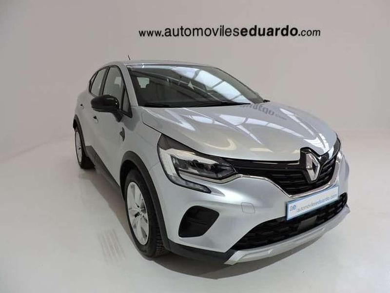 Usado Renault Captur 91 CV (66 kW) 2022 Plateado SUV