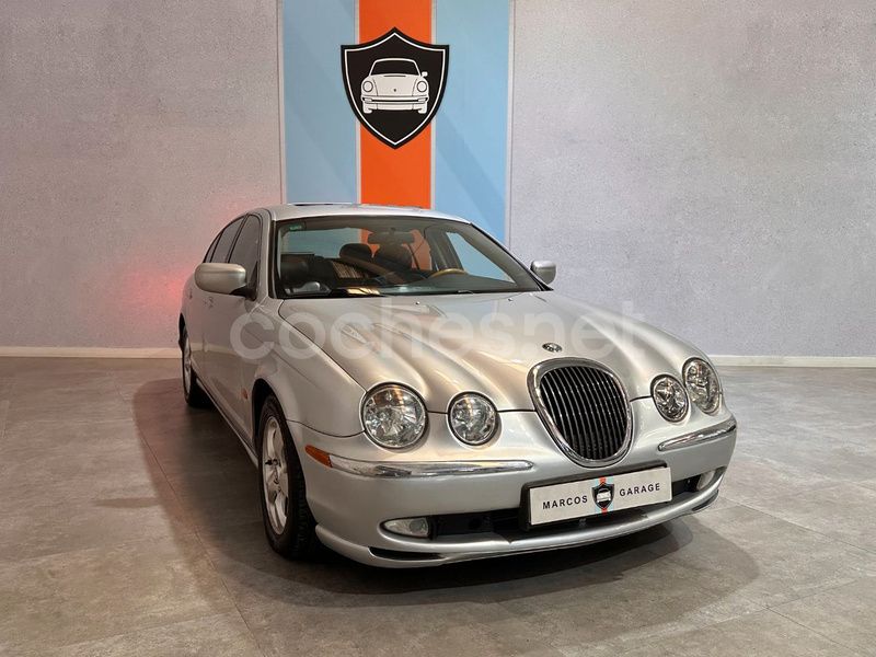 Gris / plata Usado 2000 Jaguar S-Type Executive Berlina | 5900 € (Un poco caro) - Imagen 1/4