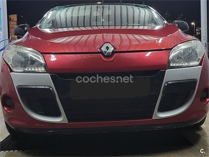 Granate Usado 2010 Renault Mégane III Berlina | 4300 € (Precio justo) - Imagen 1/4