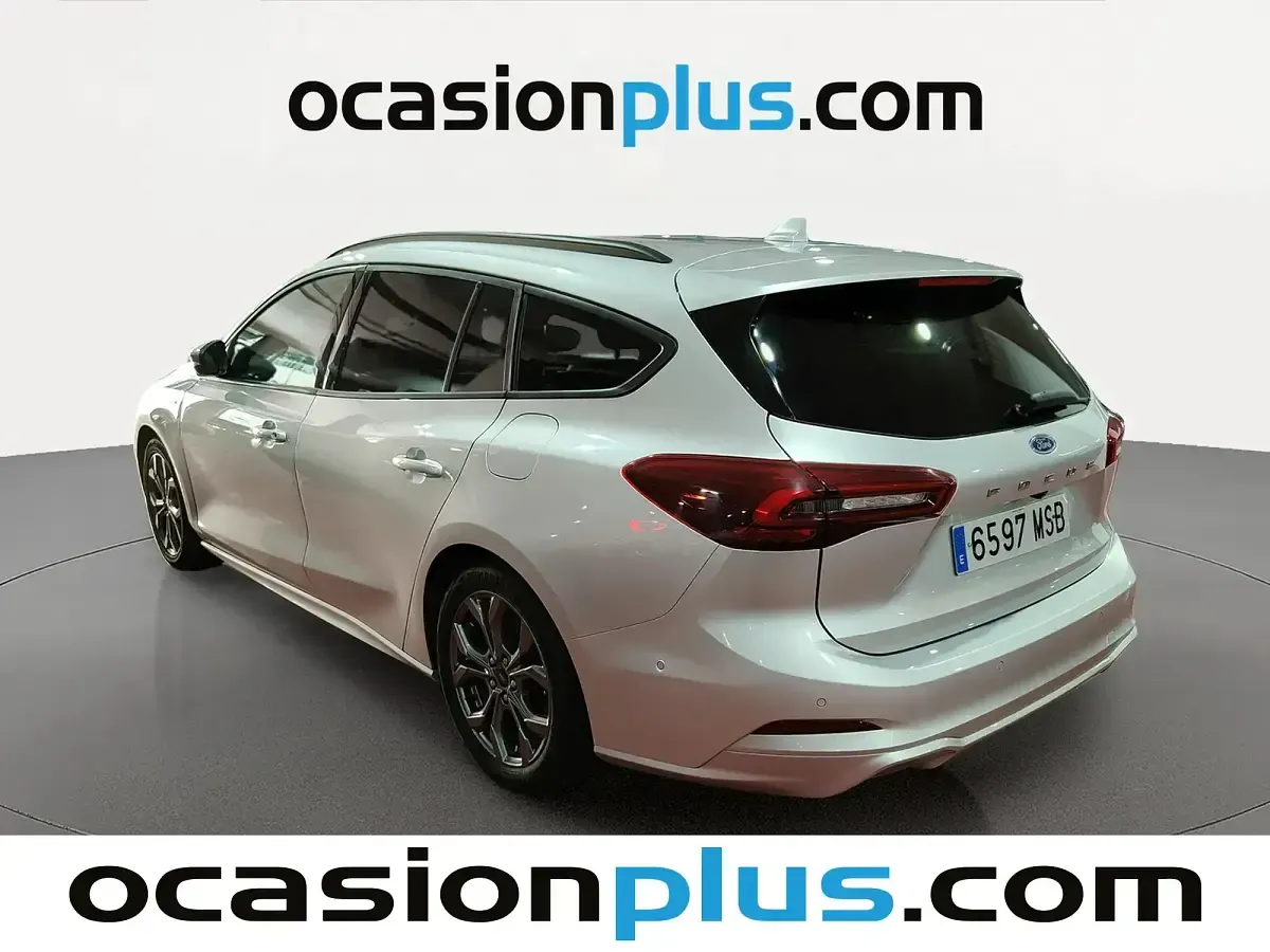 Używany Ford Focus ST-Line 155 KM (114 kW) 2024 Szary Kombi