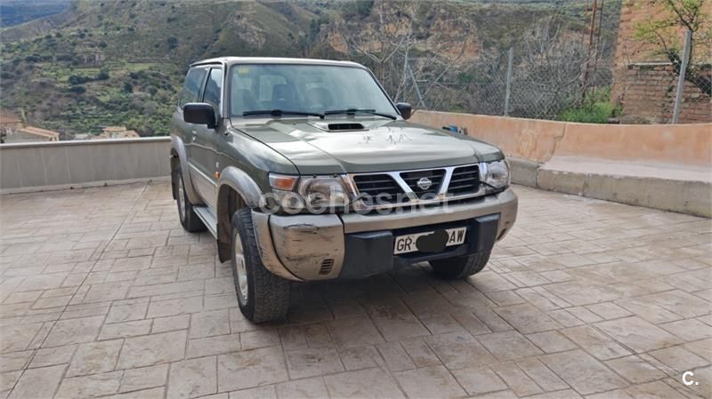 Verde Usado 2000 Nissan Patrol SE SUV | 12.500 € (Super precio) - Imagen 1/4