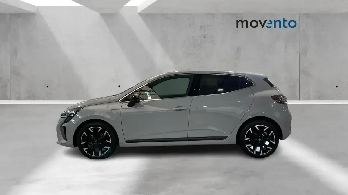 Nuevo Renault Clio V Techno 90 CV (66 kW) 2025 Gris Berlina
