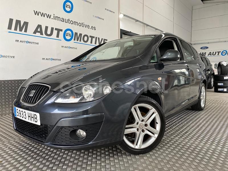 Gris / plata Usado 2011 Seat Altea XL Style Monovolumen | 7990 € (Precio justo) - Imagen 1/4