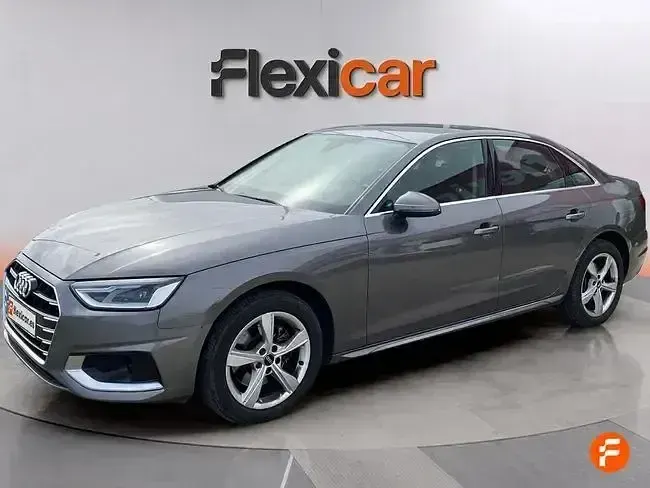 Usado Audi A4 Advanced Plus 136 CV (100 kW) 2021 Gris Berlina