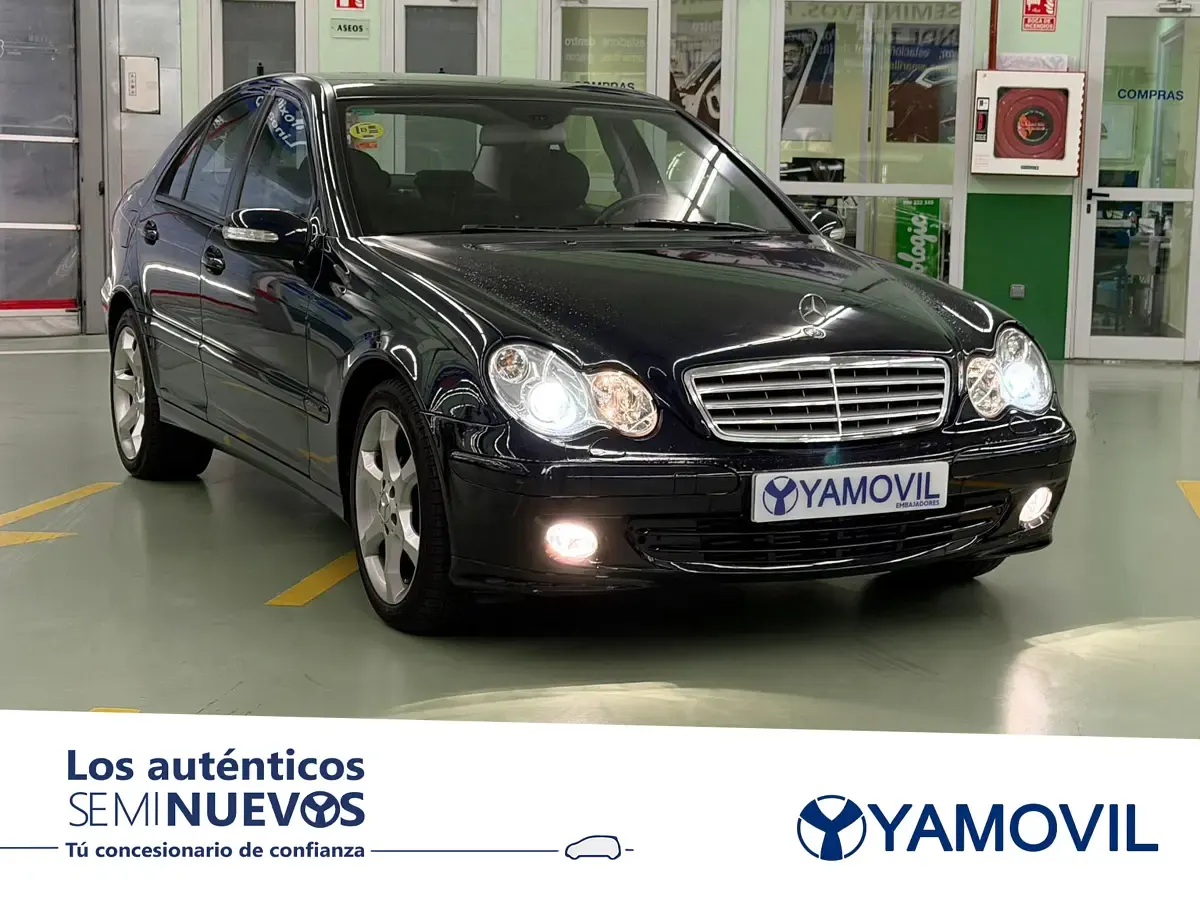 Usado Mercedes C180 Sport Edition 143 CV (105 kW) 2005 Negro Berlina