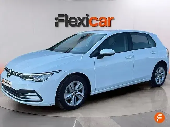 Usado VW Golf VIII Life 115 CV (84 kW) 2022 Blanco Berlina
