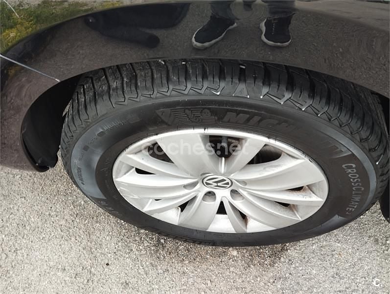 Usado VW Sharan Sport 140 CV (102 kW) 2011 Negro Monovolumen