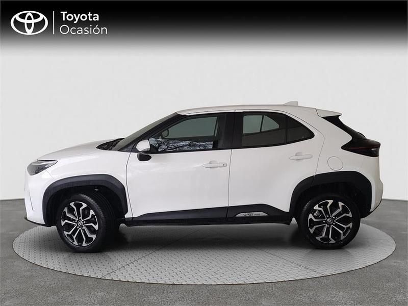 Usado Toyota Yaris Cross Active 116 CV (85 kW) 2023 Blanco SUV