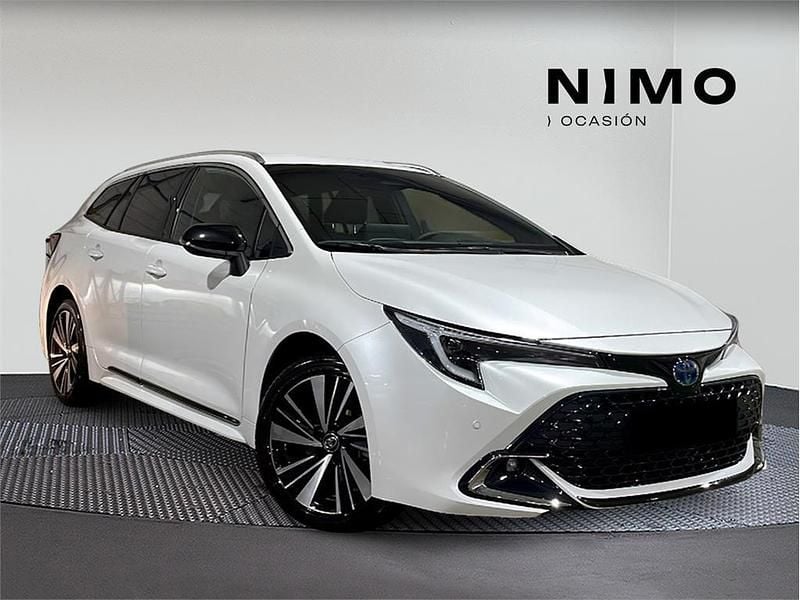 Plata polar Usado 2025 Toyota Corolla Sport Familiar | 31.000 € (Precio justo) - Imagen 1/4