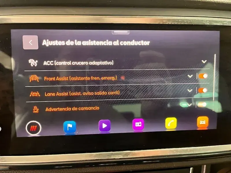 Usado Seat Ateca Style 150 CV (110 kW) 2023 Gris / plata SUV