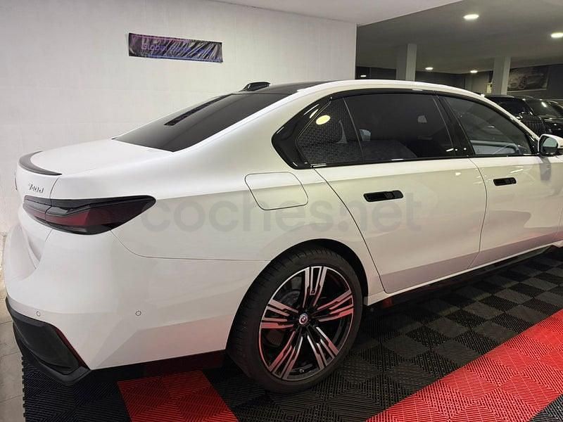 Usado BMW 740 299 CV (219 kW) 2024 Blanco Berlina