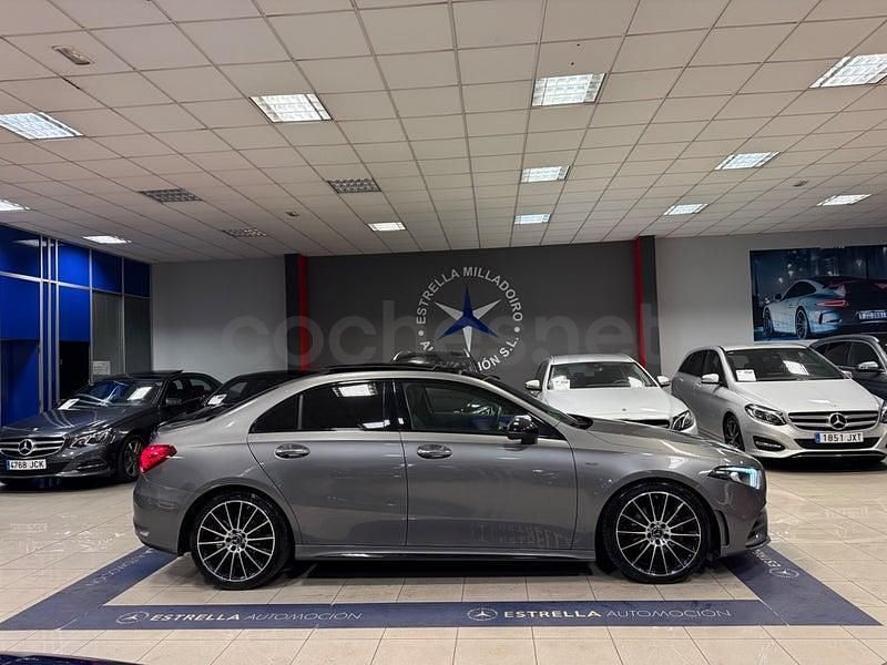 Usado Mercedes A200 150 CV (110 kW) 2022 Gris / plata Berlina