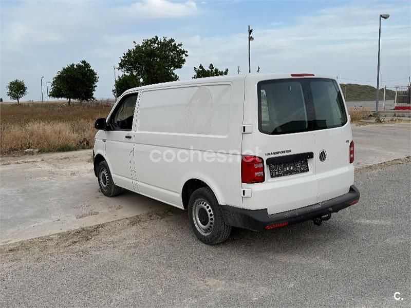 Blanco Usado 2015 VW T5 Pro Van | 17.500 € (Un poco caro) - Imagen 1/4