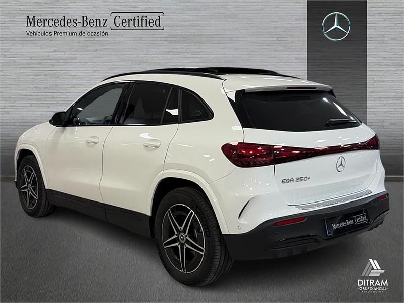 Usado Mercedes EQA250+ 139 kW (190 CV) 2025 Gris SUV