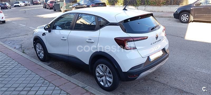 Usado Renault Captur Intens 100 CV (73 kW) 2022 Blanco SUV