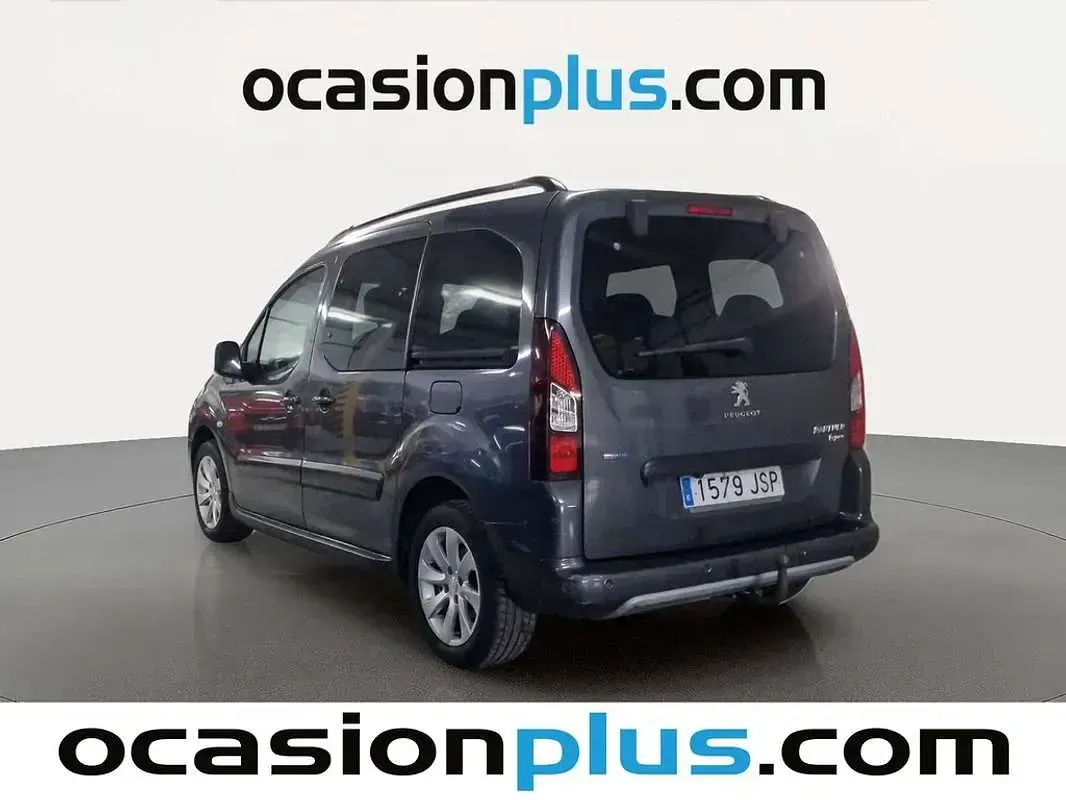 Usado Peugeot TePee Outdoor 99 CV (72 kW) 2016 Gris Van