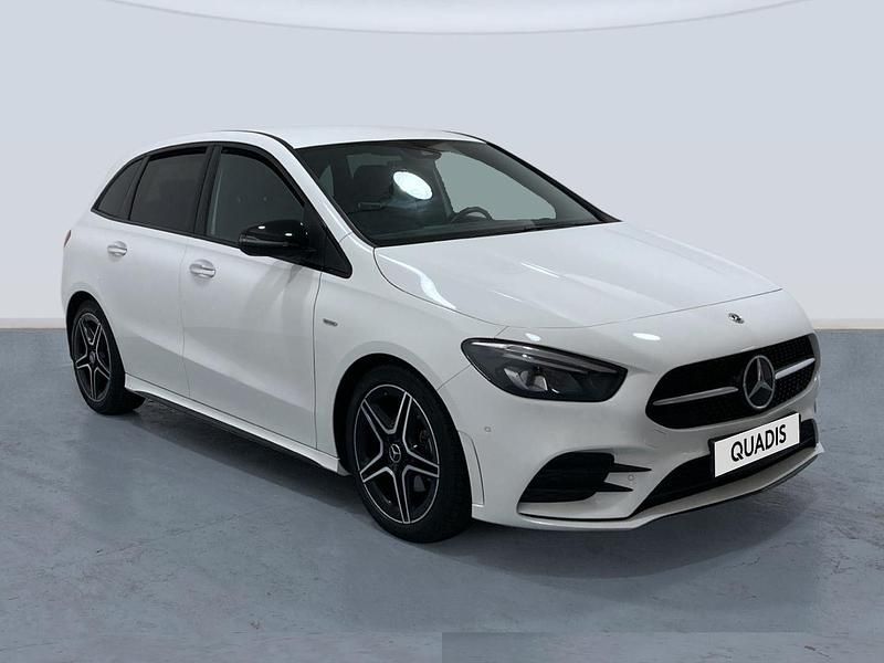 Usado Mercedes B200 150 CV (110 kW) 2022 Blanco Utilitario