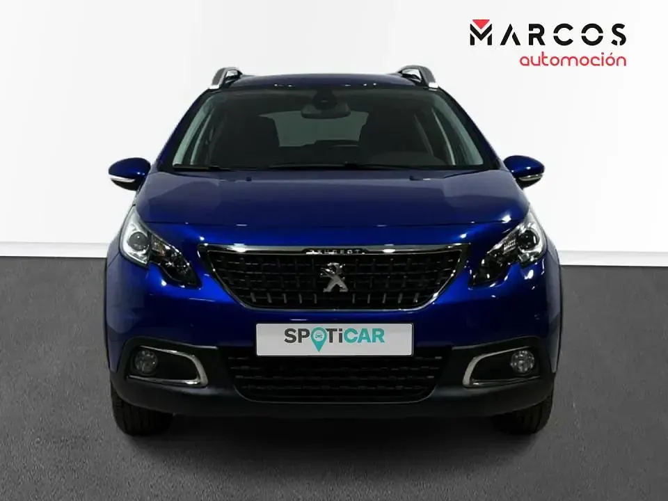 Usado Peugeot 2008 Signature Sky 110 CV (80 kW) 2019 SUV