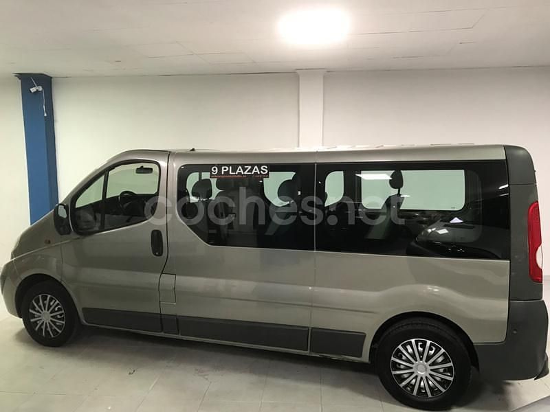 Gris / plata Usado 2008 Opel Vivaro Van | 10.999 € (Precio justo) - Imagen 1/4