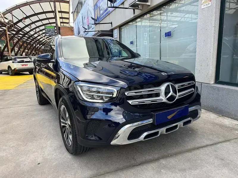 Usado Mercedes GLC300e 313 CV (230 kW) 2022 Azul SUV