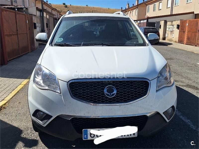 Blanco Usado 2013 Ssangyong (KGM) Korando Limited SUV | 12.000 € - Imagen 1/4