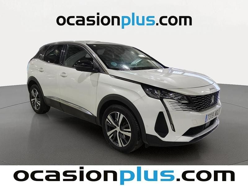 Usado Peugeot 3008 Allure 131 CV (96 kW) 2023 Blanco SUV