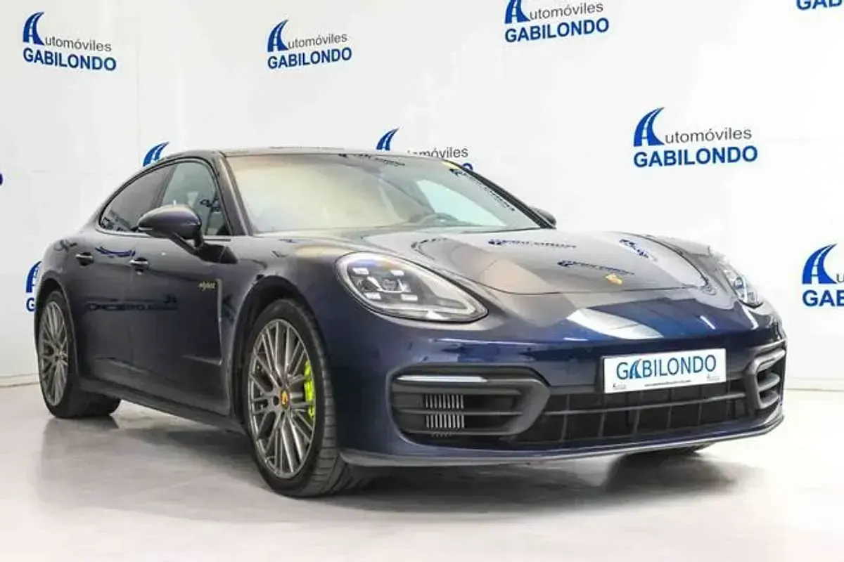 Usado Porsche Panamera 4 Platinum Edition 462 CV (339 kW) 2023 Azul Utilitario